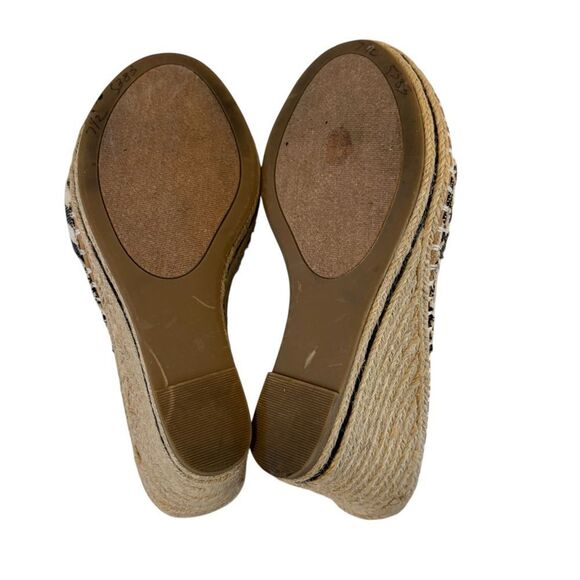 Stylish B&W Striped Open Toe Espadrille Wedges w/ Fun Fringe Detailing. - Picture 7 of 7